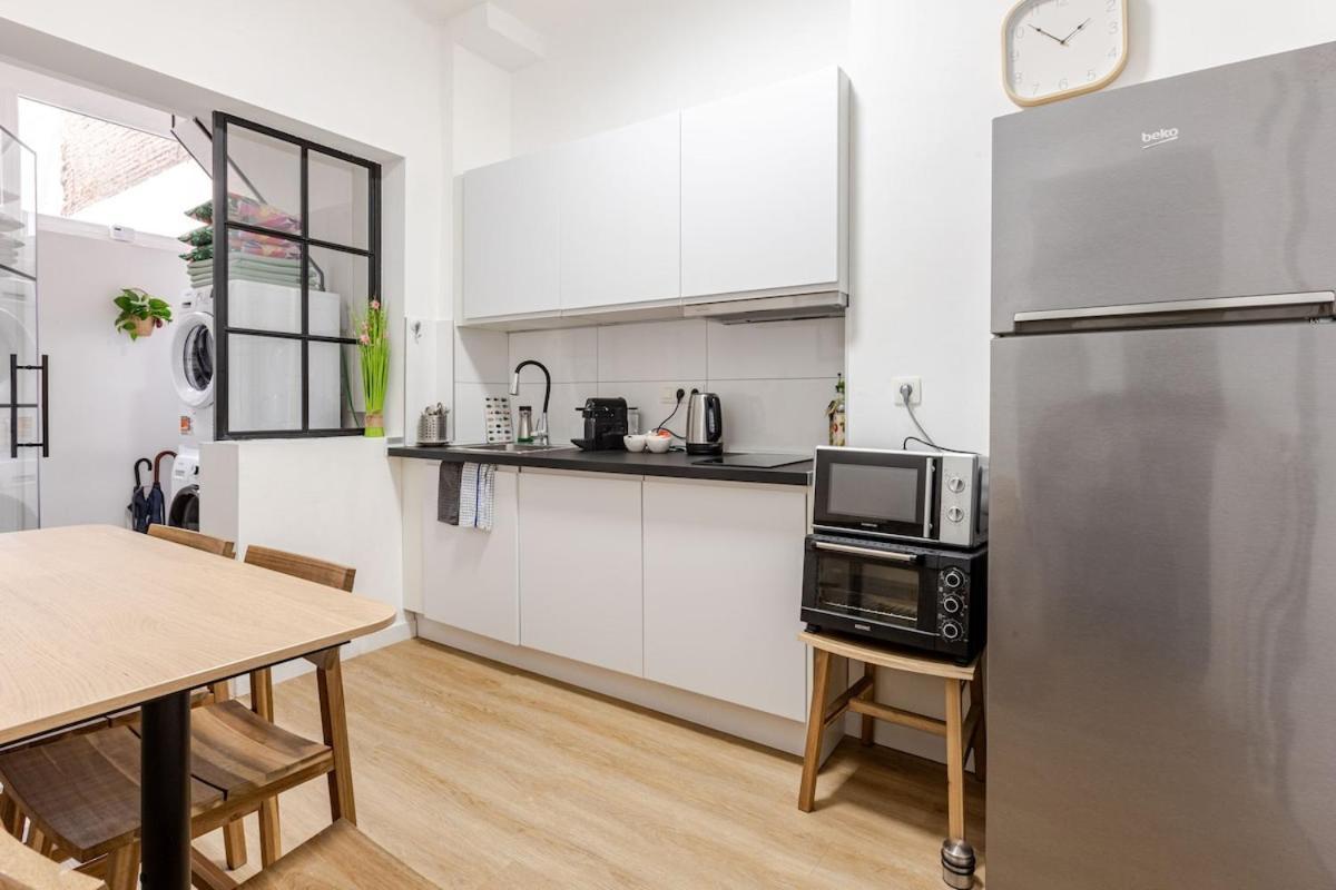 Cosy Appartement Met Tuin In Centrum Antwerpen Gratis Parking Free Parking! Antuérpia Exterior foto