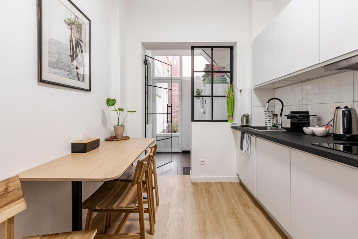 Cosy Appartement Met Tuin In Centrum Antwerpen Gratis Parking Free Parking! Antuérpia Exterior foto