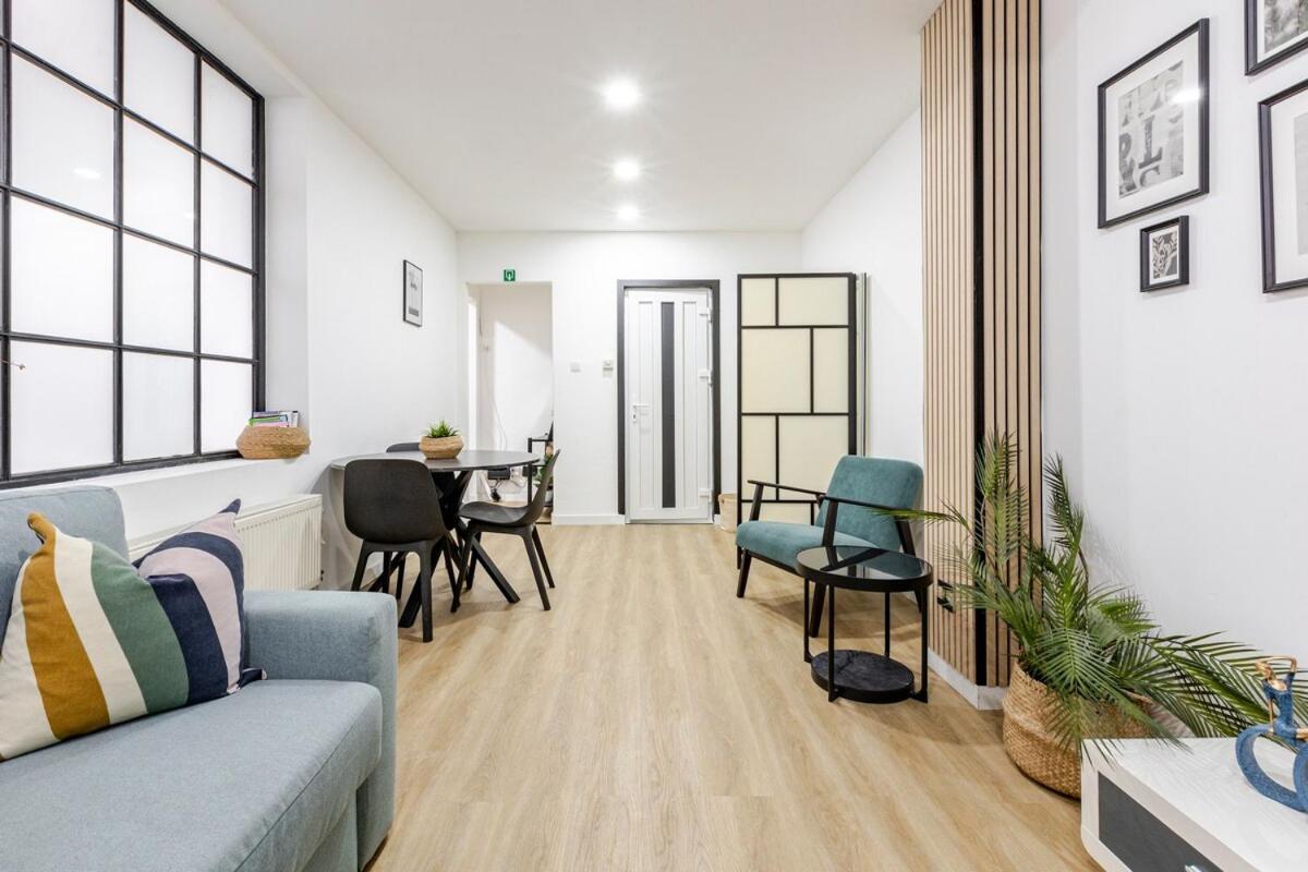Cosy Appartement Met Tuin In Centrum Antwerpen Gratis Parking Free Parking! Antuérpia Exterior foto